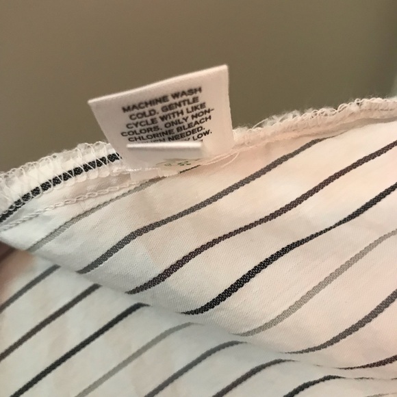 Express Design Studio long sleeve button down top - Picture 6 of 7